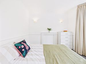 Photo 9- click for photo gallery